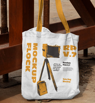 Free Urban Tote Bag Mockup